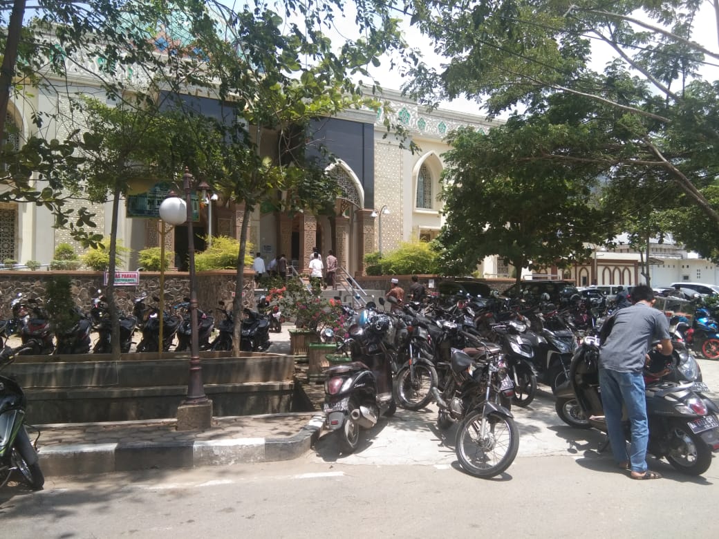 PAM Sholat jumat di masjid akbar painan.