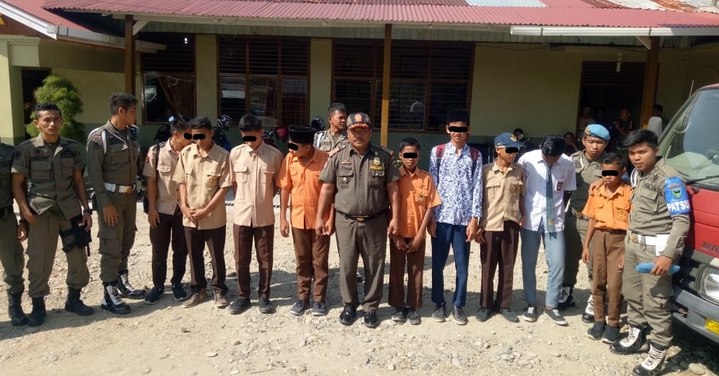 Penertiban Pelajar di Painan